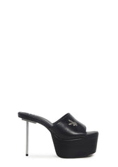 base|black