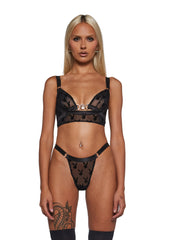 base|black