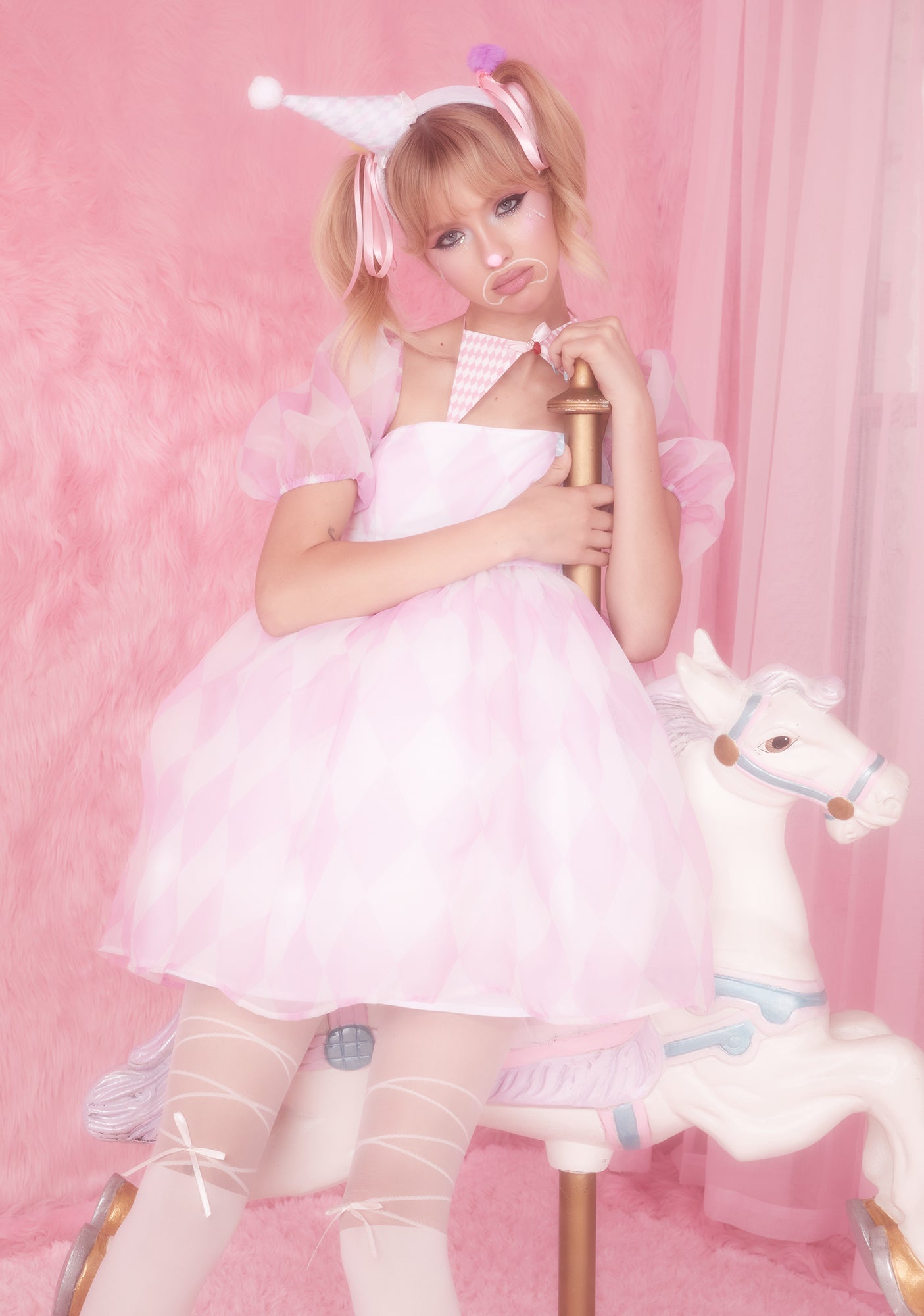 six|light pink