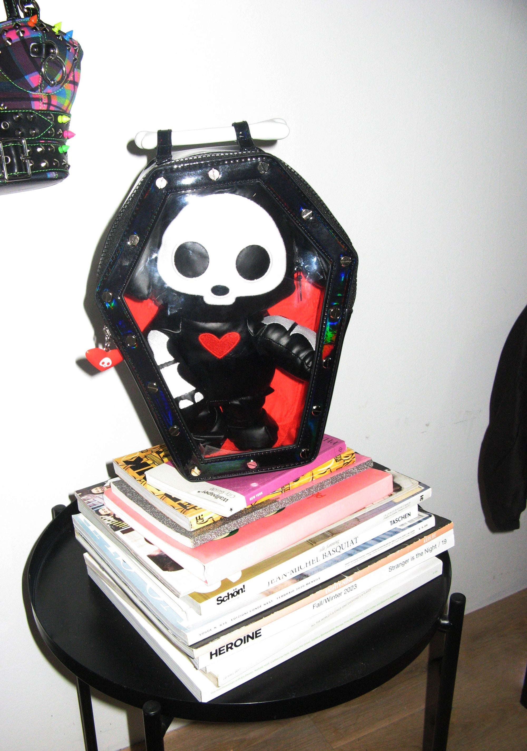 ugc|black