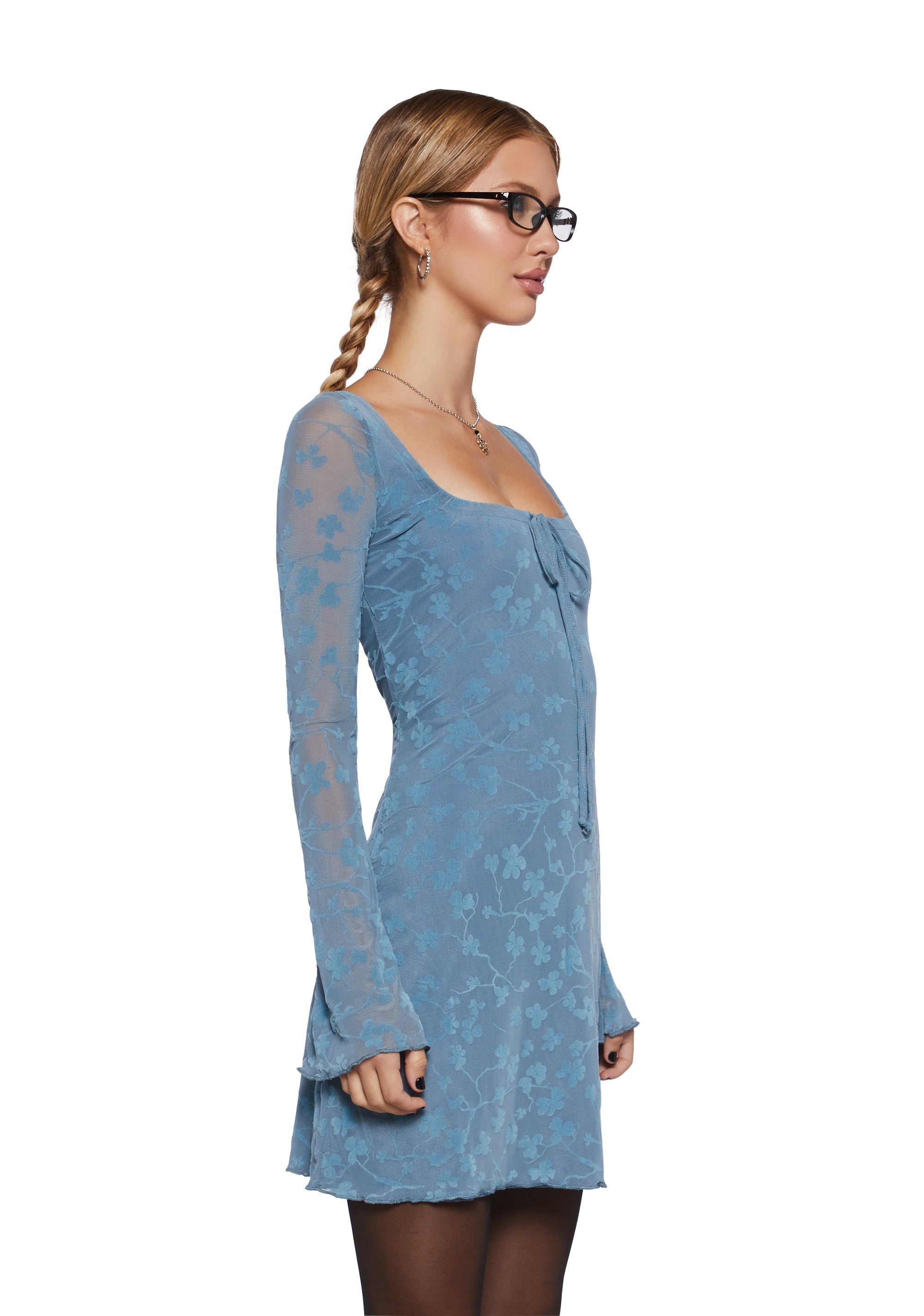 three|light blue