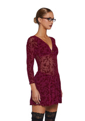 three|dark red