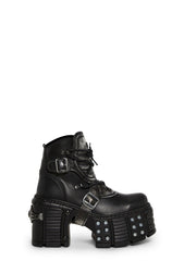 base|black