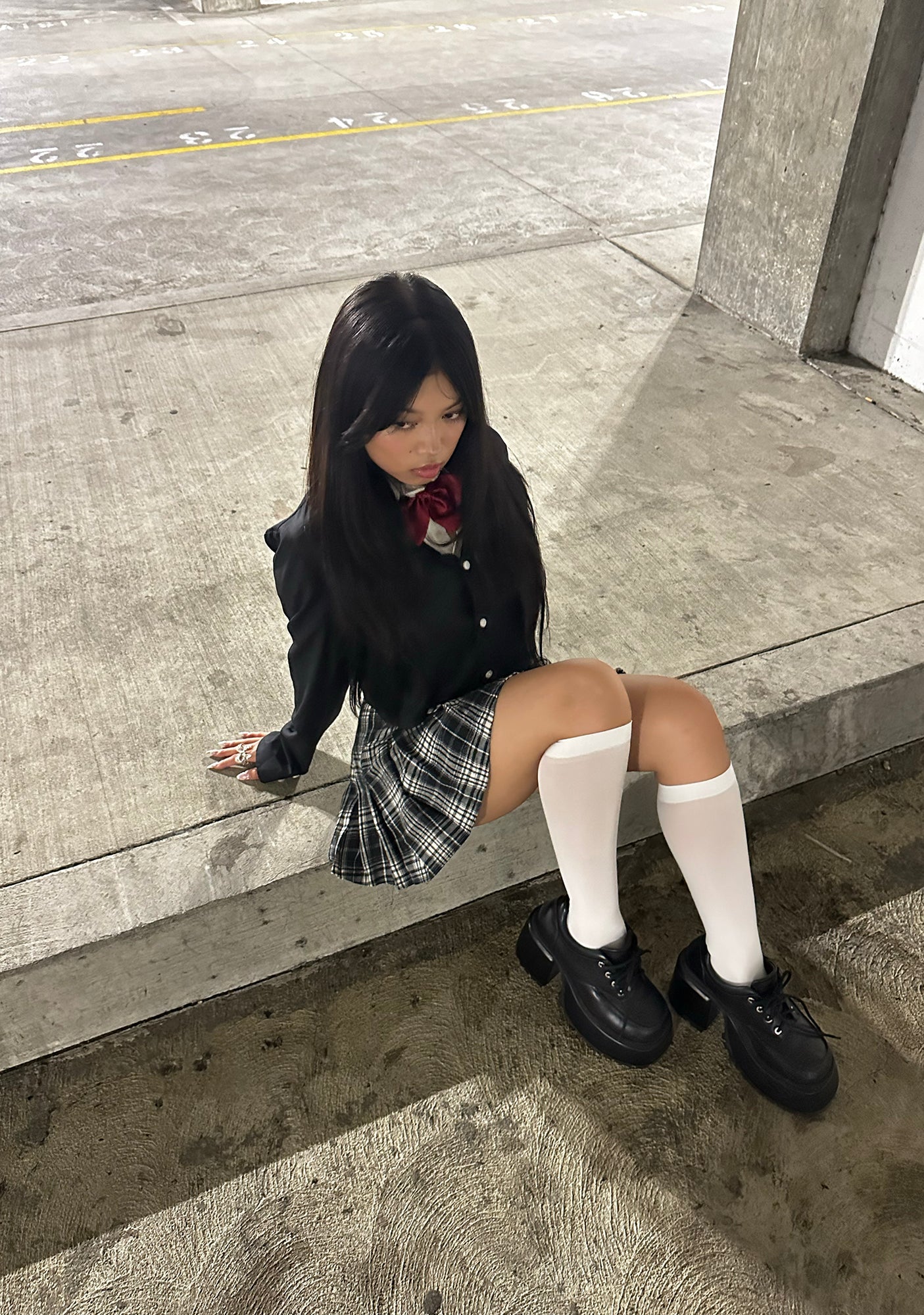 seven|black