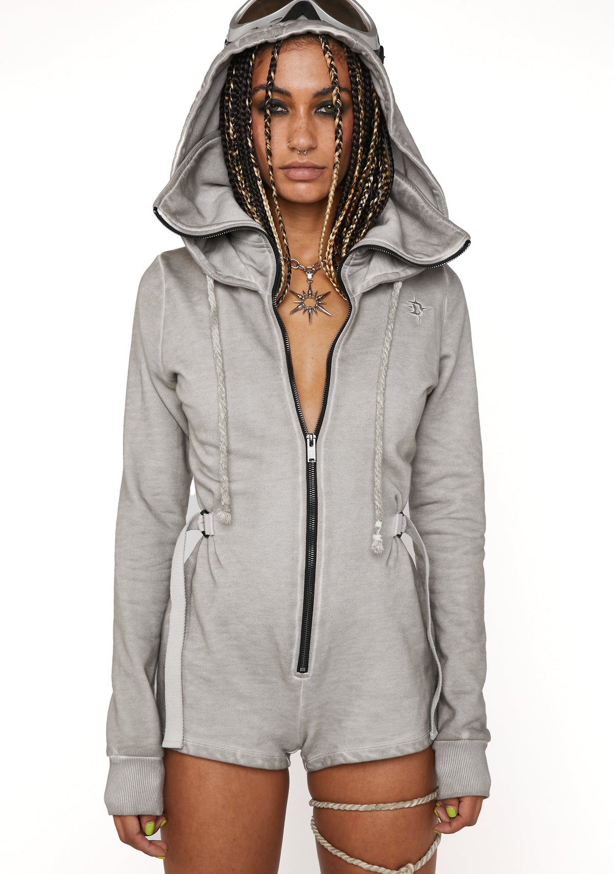 base|off white