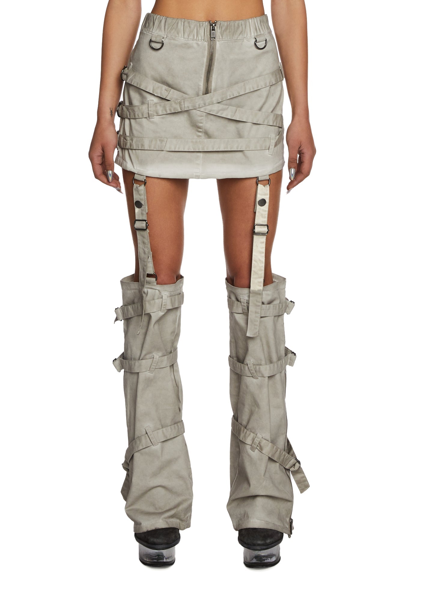 base|off white